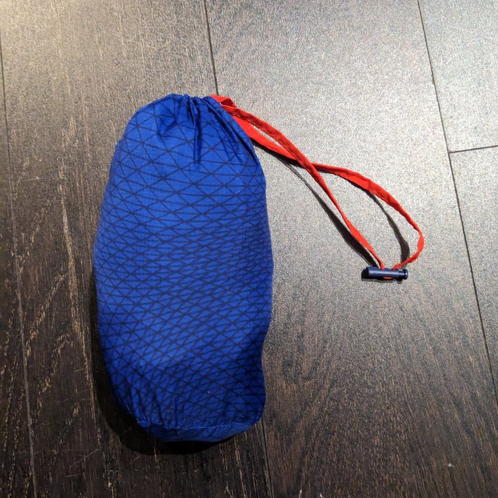 Uniqlo Rain Shell - Picture 6 of 6
